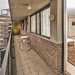 Rumbach Apartment